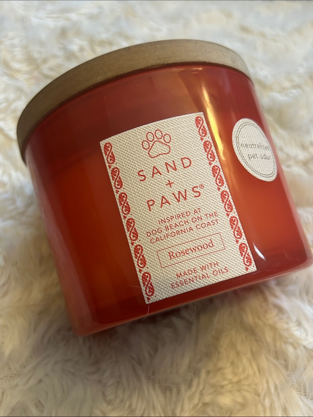 NEW 12 oz Sand & Paws Rosewood Scented Candle
